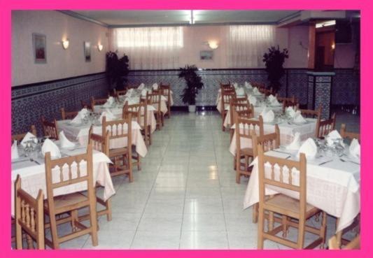 Hostal Mary Tere サロブレーニャ エクステリア 写真