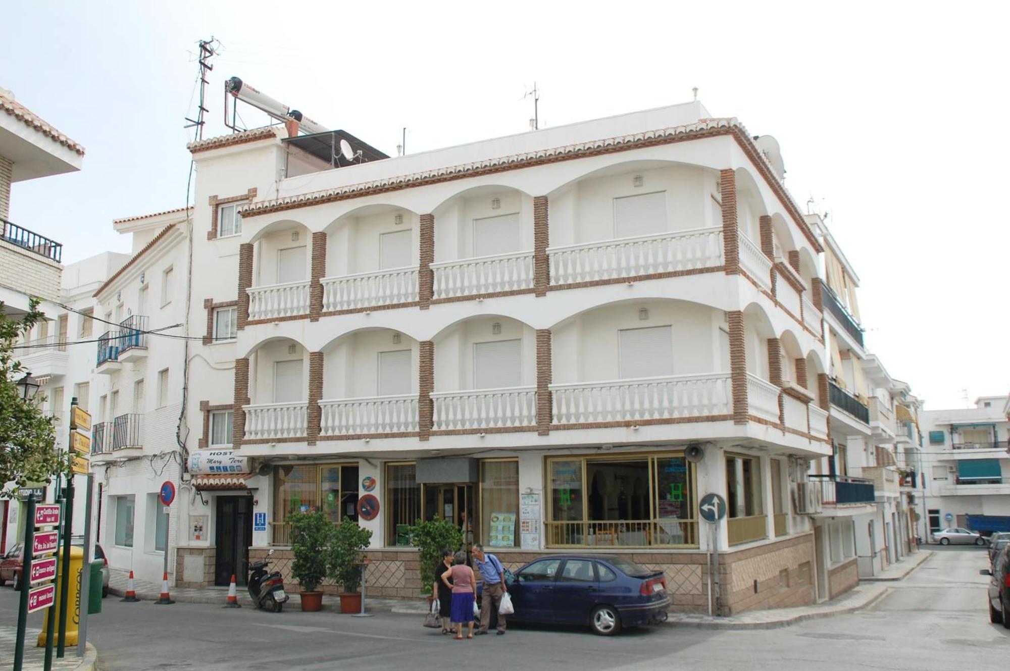 Hostal Mary Tere サロブレーニャ エクステリア 写真